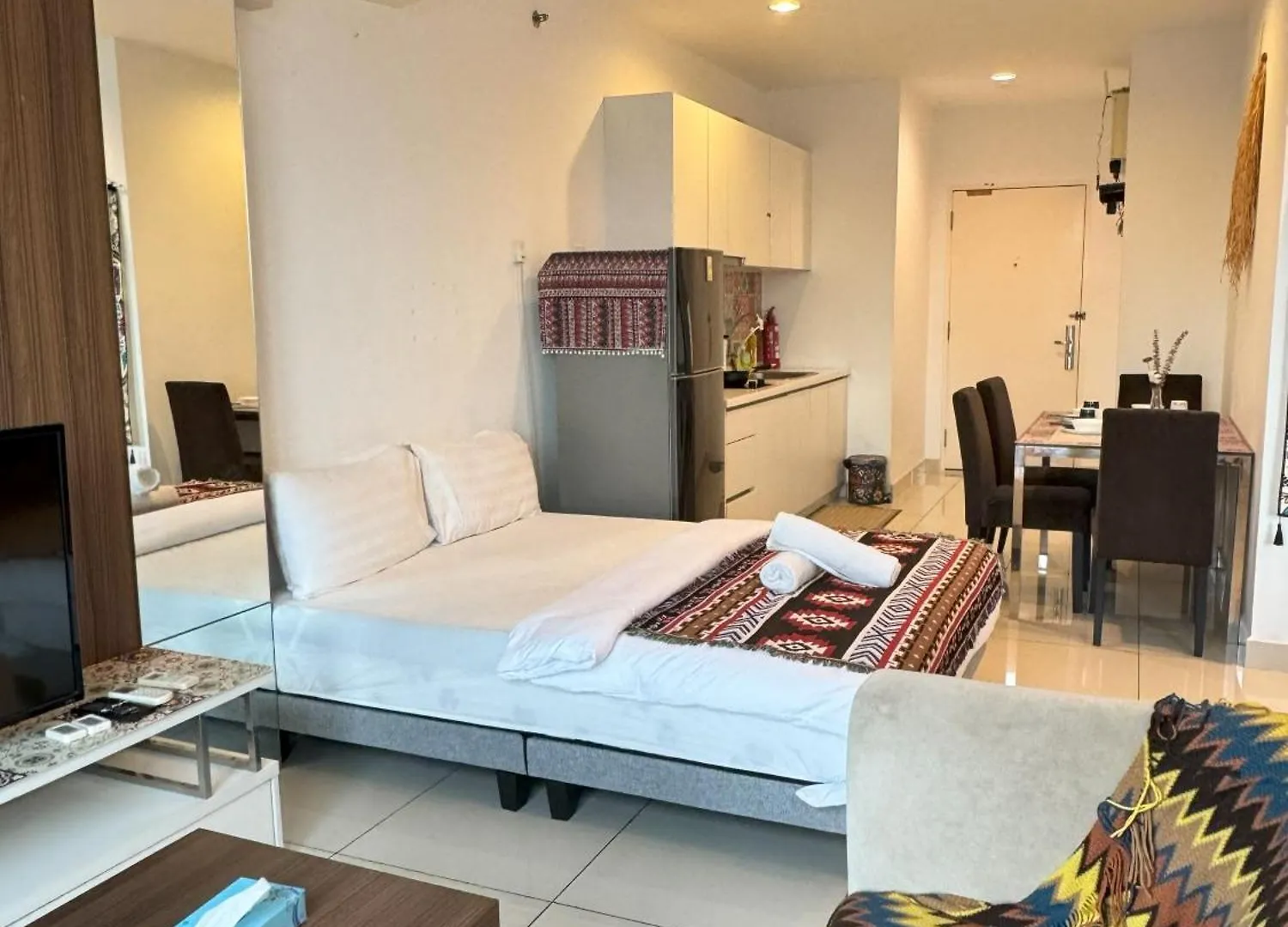Georgetown Mansion One Apartment By Jere Penang Gleneagles Gurney Malezja