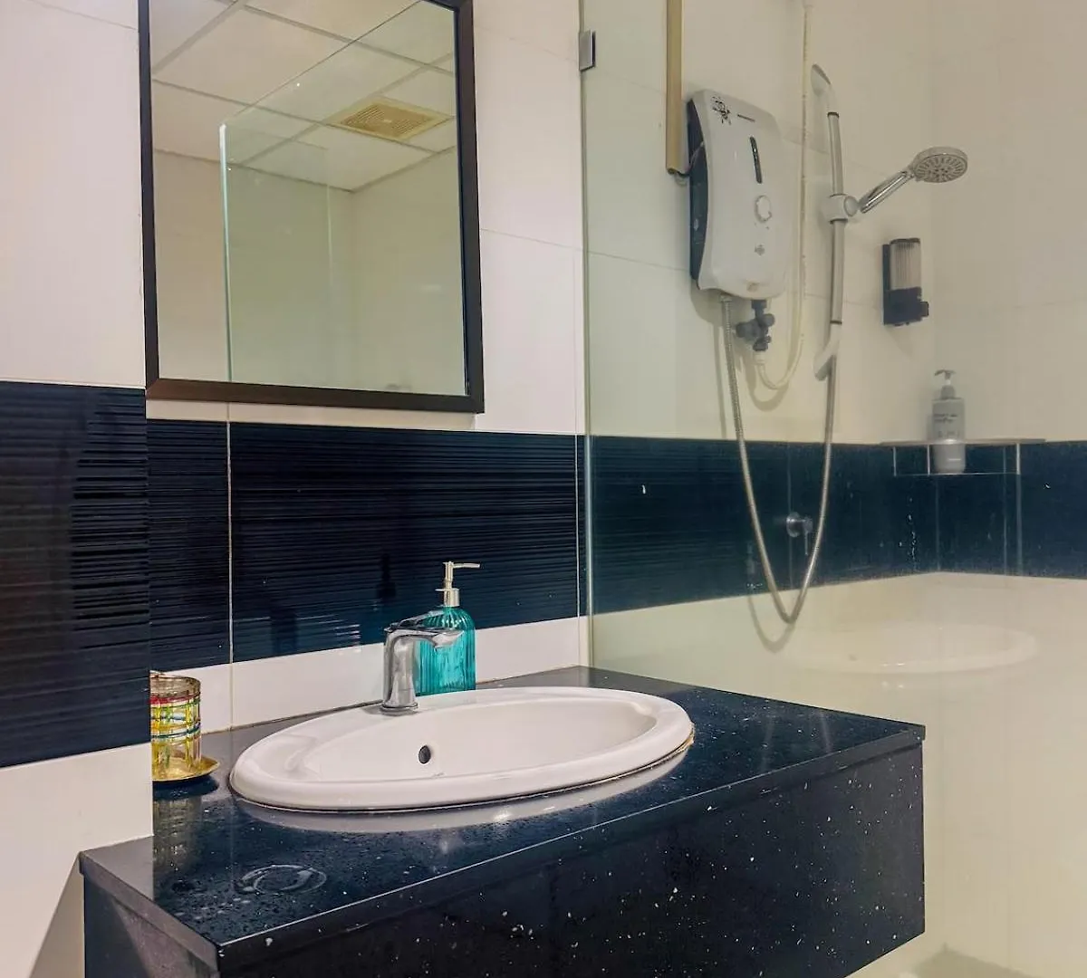 Mansion One Apartment By Jere Georgetown Penang Gleneagles Gurney 0*, George Town